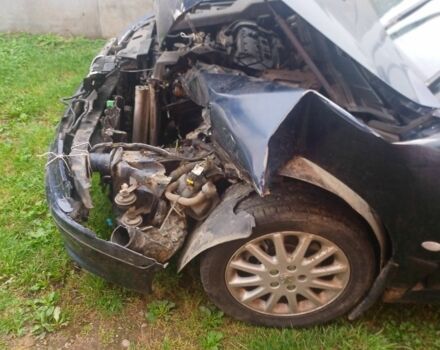 Синий Пежо 607, объемом двигателя 0 л и пробегом 350 тыс. км за 1500 $, фото 6 на Automoto.ua