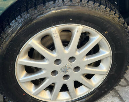 Зеленый Пежо 607, объемом двигателя 2.18 л и пробегом 290 тыс. км за 3300 $, фото 5 на Automoto.ua