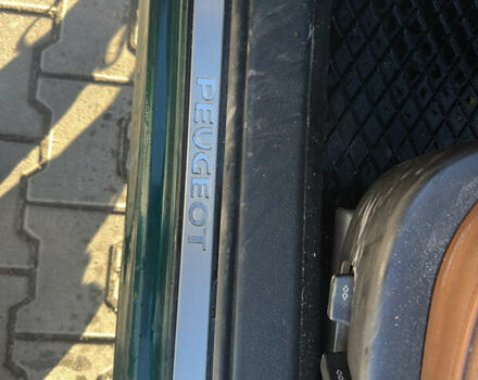 Зеленый Пежо 607, объемом двигателя 2.18 л и пробегом 290 тыс. км за 3300 $, фото 7 на Automoto.ua