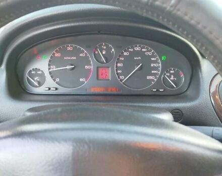 Зелений Пежо 607, об'ємом двигуна 2.2 л та пробігом 373 тис. км за 4300 $, фото 4 на Automoto.ua