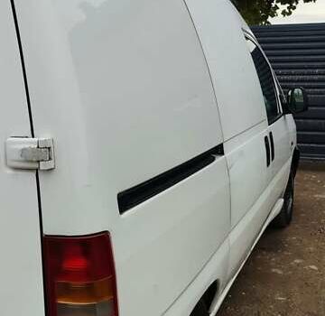 Белый Пежо 806, объемом двигателя 1.9 л и пробегом 330 тыс. км за 2200 $, фото 1 на Automoto.ua