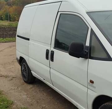 Белый Пежо 806, объемом двигателя 1.9 л и пробегом 330 тыс. км за 2200 $, фото 1 на Automoto.ua