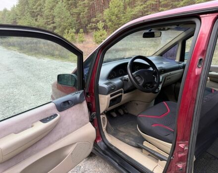 Красный Пежо 806, объемом двигателя 2 л и пробегом 235 тыс. км за 3400 $, фото 10 на Automoto.ua