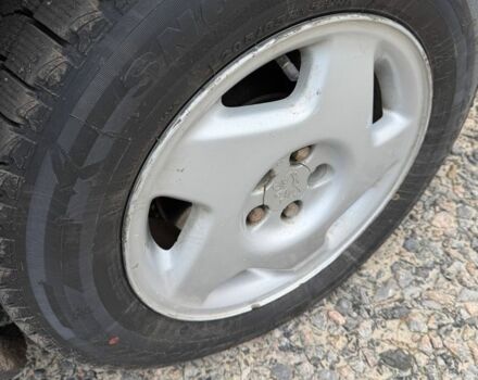 Красный Пежо 806, объемом двигателя 2 л и пробегом 235 тыс. км за 3400 $, фото 13 на Automoto.ua