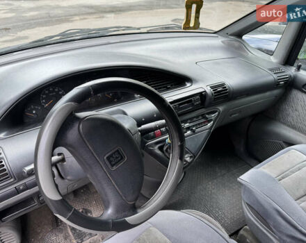 Серый Пежо 806, объемом двигателя 2 л и пробегом 370 тыс. км за 3000 $, фото 8 на Automoto.ua