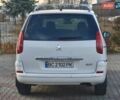 Белый Пежо 807, объемом двигателя 2 л и пробегом 245 тыс. км за 7500 $, фото 16 на Automoto.ua