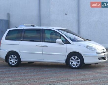 Белый Пежо 807, объемом двигателя 2 л и пробегом 245 тыс. км за 7500 $, фото 2 на Automoto.ua