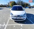 Білий Пежо 807, об'ємом двигуна 2 л та пробігом 305 тис. км за 7300 $, фото 1 на Automoto.ua