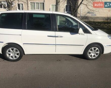 Білий Пежо 807, об'ємом двигуна 2 л та пробігом 300 тис. км за 8300 $, фото 6 на Automoto.ua
