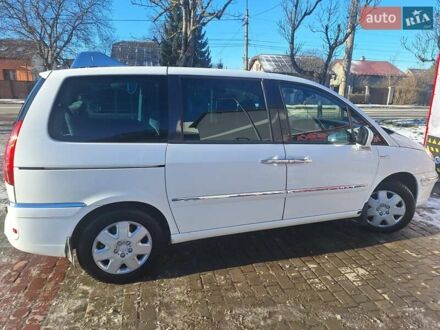 Белый Пежо 807, объемом двигателя 2 л и пробегом 280 тыс. км за 7900 $, фото 1 на Automoto.ua