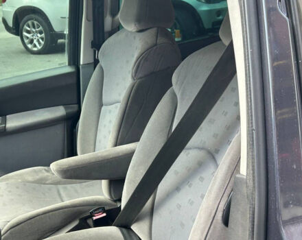 Чорний Пежо 807, об'ємом двигуна 2.2 л та пробігом 310 тис. км за 4300 $, фото 8 на Automoto.ua
