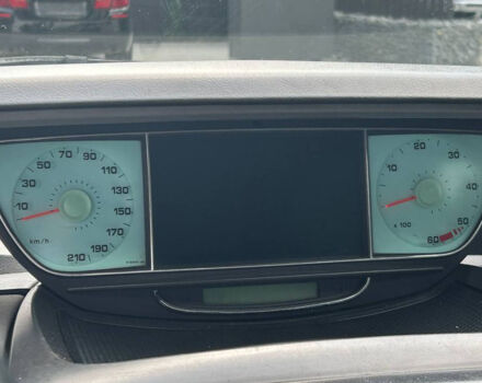 Чорний Пежо 807, об'ємом двигуна 2.2 л та пробігом 310 тис. км за 4300 $, фото 9 на Automoto.ua