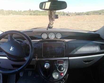 Черный Пежо 807, объемом двигателя 2.2 л и пробегом 320 тыс. км за 5300 $, фото 2 на Automoto.ua