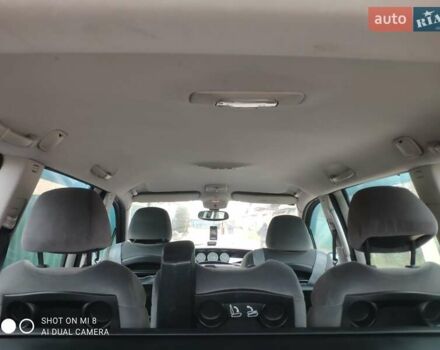 Черный Пежо 807, объемом двигателя 2 л и пробегом 323 тыс. км за 4200 $, фото 7 на Automoto.ua