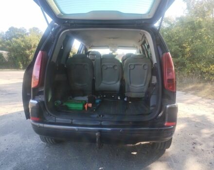 Черный Пежо 807, объемом двигателя 2.2 л и пробегом 317 тыс. км за 5500 $, фото 5 на Automoto.ua