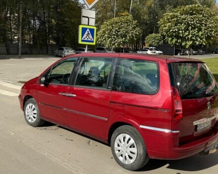 Красный Пежо 807, объемом двигателя 2 л и пробегом 305 тыс. км за 5725 $, фото 2 на Automoto.ua