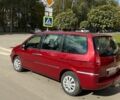 Красный Пежо 807, объемом двигателя 2 л и пробегом 305 тыс. км за 5725 $, фото 2 на Automoto.ua