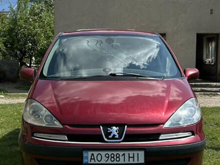 Пежо 807 2006 в Ужгороде на Automoto.ua Красный Пежо 807, объемом двигателя 2.2 л и пробегом 450 тыс. км за 4500 $, фото 1 на Automoto.ua