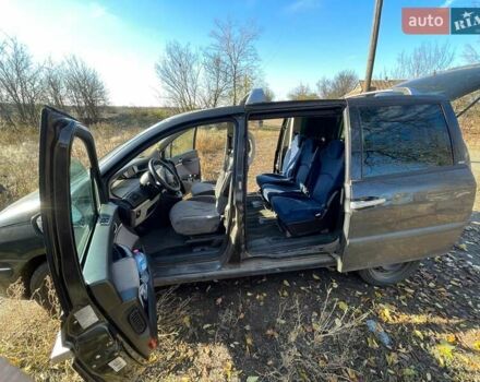 Пежо 807, объемом двигателя 2.2 л и пробегом 320 тыс. км за 2375 $, фото 5 на Automoto.ua