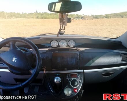 Пежо 807, объемом двигателя 2.2 л и пробегом 236 тыс. км за 5200 $, фото 1 на Automoto.ua