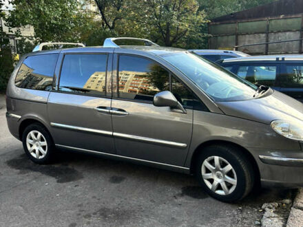 Пежо 807 2011 в Киеве на Automoto.ua Пежо 807, объемом двигателя 2 л и пробегом 327 тыс. км за 7150 $, фото 1 на Automoto.ua