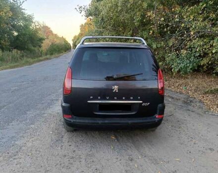 Серый Пежо 807, объемом двигателя 2.2 л и пробегом 322 тыс. км за 4700 $, фото 1 на Automoto.ua