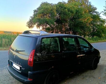 Серый Пежо 807, объемом двигателя 2.2 л и пробегом 322 тыс. км за 4700 $, фото 1 на Automoto.ua