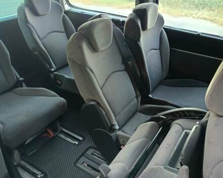 Серый Пежо 807, объемом двигателя 2.2 л и пробегом 322 тыс. км за 4700 $, фото 6 на Automoto.ua