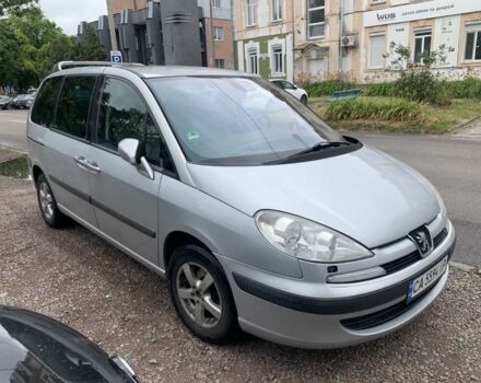 Серый Пежо 807, объемом двигателя 2.2 л и пробегом 350 тыс. км за 3800 $, фото 1 на Automoto.ua