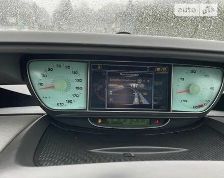 Серый Пежо 807, объемом двигателя 2.2 л и пробегом 270 тыс. км за 5100 $, фото 2 на Automoto.ua