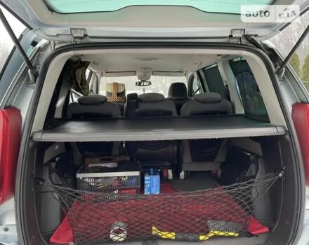 Серый Пежо 807, объемом двигателя 2.2 л и пробегом 270 тыс. км за 5100 $, фото 5 на Automoto.ua