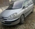Серый Пежо 807, объемом двигателя 2 л и пробегом 329 тыс. км за 4500 $, фото 2 на Automoto.ua