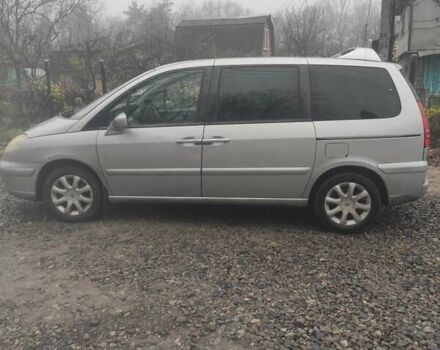 Серый Пежо 807, объемом двигателя 2.2 л и пробегом 313 тыс. км за 5000 $, фото 1 на Automoto.ua