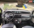 Серый Пежо 807, объемом двигателя 2 л и пробегом 300 тыс. км за 3750 $, фото 1 на Automoto.ua