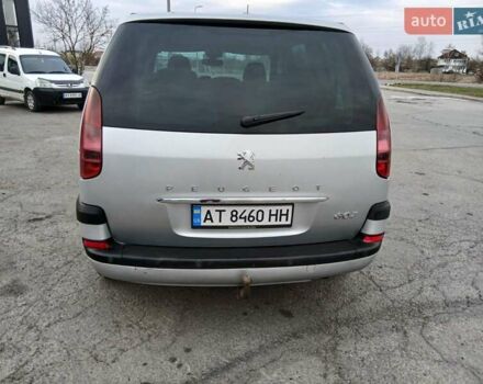 Серый Пежо 807, объемом двигателя 2 л и пробегом 295 тыс. км за 5200 $, фото 5 на Automoto.ua