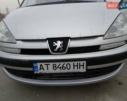 Серый Пежо 807, объемом двигателя 2 л и пробегом 295 тыс. км за 5200 $, фото 6 на Automoto.ua