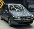 Сірий Пежо 807, об'ємом двигуна 2 л та пробігом 242 тис. км за 6300 $, фото 1 на Automoto.ua