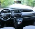 Серый Пежо 807, объемом двигателя 2 л и пробегом 157 тыс. км за 4300 $, фото 13 на Automoto.ua