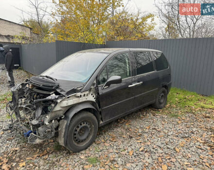 Серый Пежо 807, объемом двигателя 2 л и пробегом 230 тыс. км за 1850 $, фото 3 на Automoto.ua