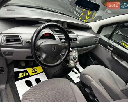 Сірий Пежо 807, об'ємом двигуна 2 л та пробігом 242 тис. км за 6300 $, фото 7 на Automoto.ua