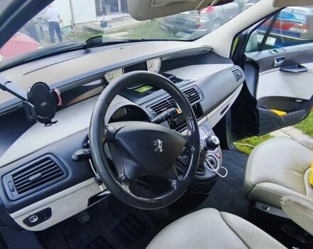 Серый Пежо 807, объемом двигателя 2 л и пробегом 350 тыс. км за 5800 $, фото 9 на Automoto.ua