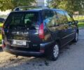 Серый Пежо 807, объемом двигателя 2 л и пробегом 350 тыс. км за 5800 $, фото 2 на Automoto.ua