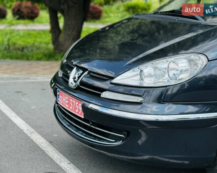 Серый Пежо 807, объемом двигателя 2 л и пробегом 206 тыс. км за 6850 $, фото 17 на Automoto.ua