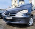 Серый Пежо 807, объемом двигателя 2 л и пробегом 290 тыс. км за 6400 $, фото 1 на Automoto.ua