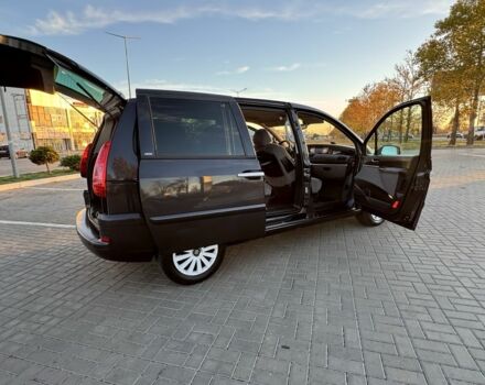 Сірий Пежо 807, об'ємом двигуна 2 л та пробігом 264 тис. км за 3199 $, фото 19 на Automoto.ua