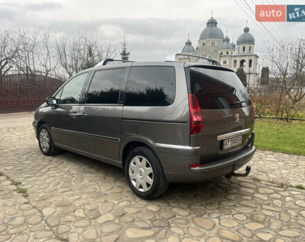 Серый Пежо 807, объемом двигателя 2 л и пробегом 300 тыс. км за 5900 $, фото 6 на Automoto.ua