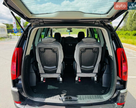 Серый Пежо 807, объемом двигателя 2 л и пробегом 206 тыс. км за 6850 $, фото 22 на Automoto.ua