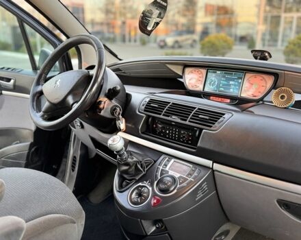 Сірий Пежо 807, об'ємом двигуна 2 л та пробігом 264 тис. км за 3199 $, фото 5 на Automoto.ua