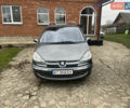 Серый Пежо 807, объемом двигателя 2 л и пробегом 300 тыс. км за 5900 $, фото 2 на Automoto.ua