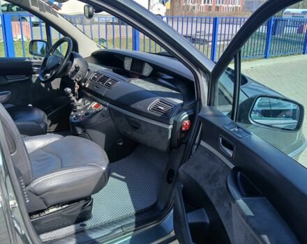 Серый Пежо 807, объемом двигателя 2 л и пробегом 334 тыс. км за 7300 $, фото 2 на Automoto.ua